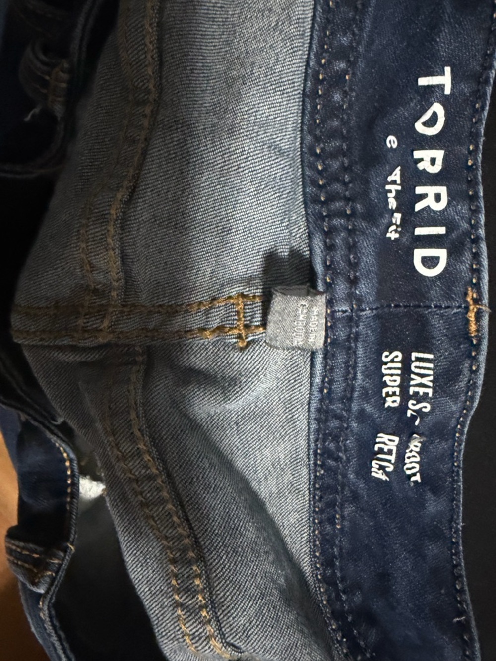 Torrid Luxe Slim Boot Super Stretch mid rise jeans dark wash size 10S. - Picture 4 of 7